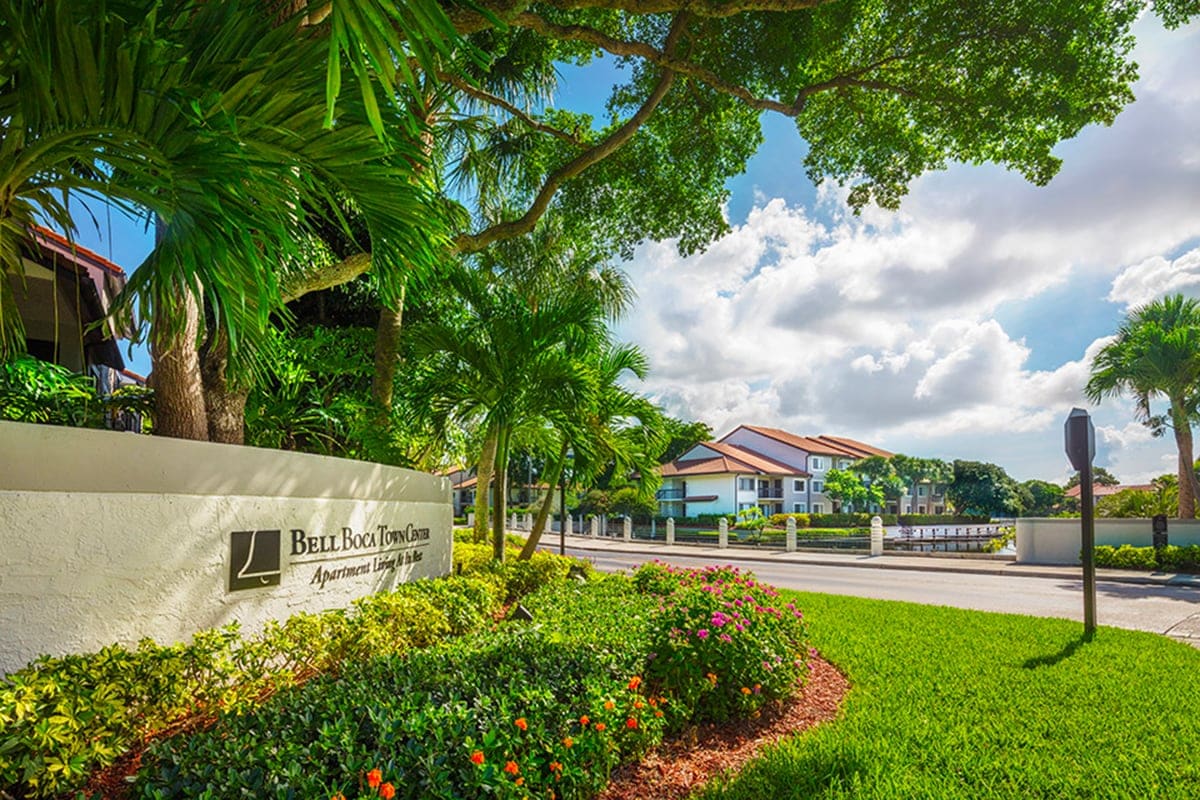 Bell Partners Acquires Apartment Community in Boca Raton