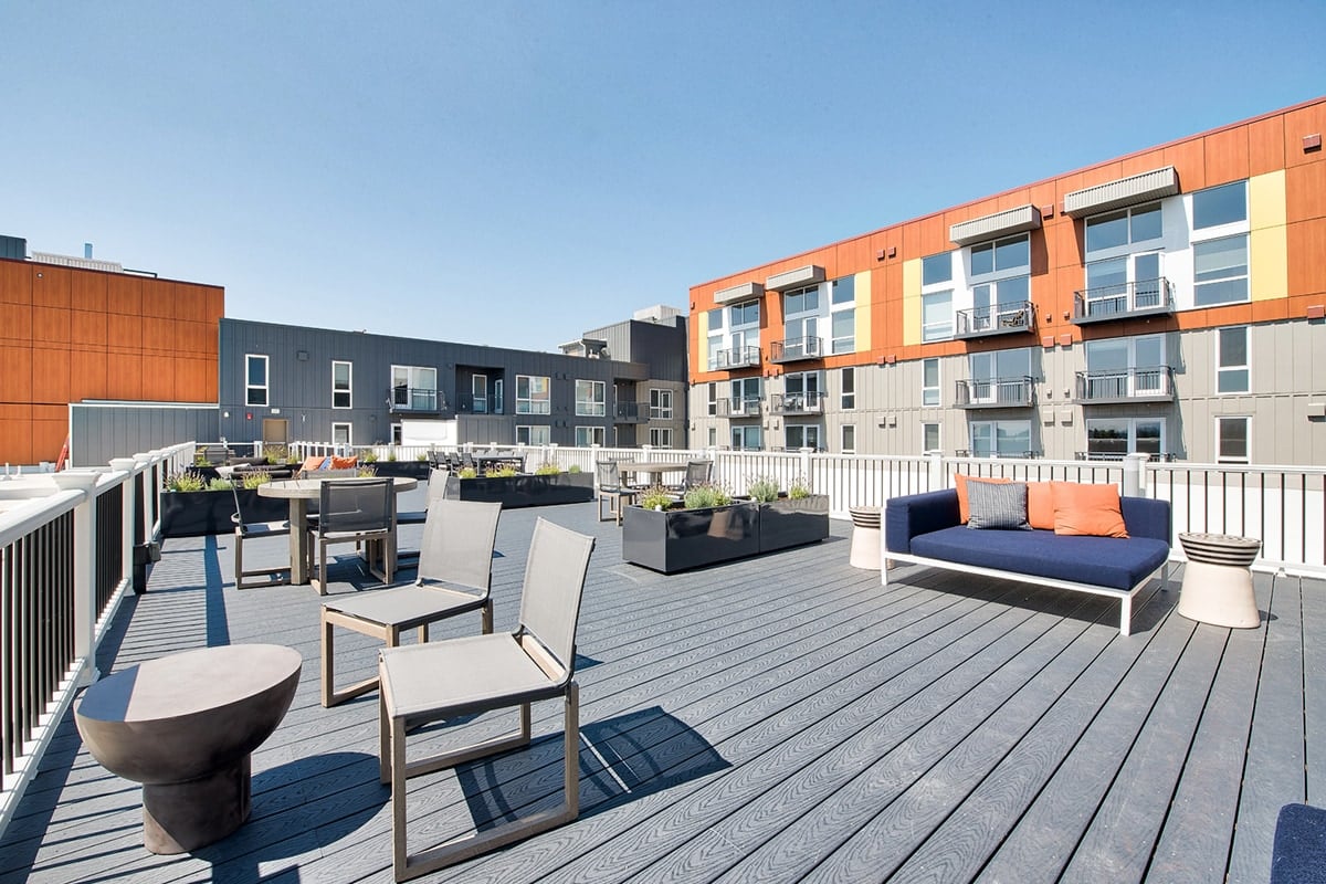 Bell Partners Acquires Apartment Community in Metro DC Area