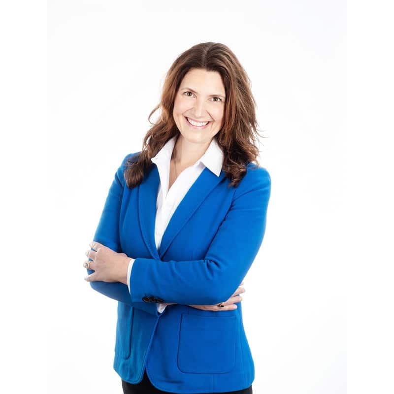 Allison Ray Headshot