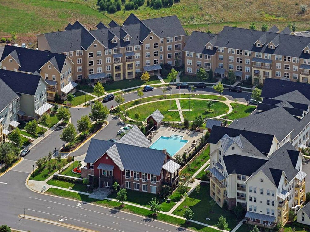 Bell Partners Acquires Westwind Farms, a 464-Unit Apartment Community in Ashburn, Va.